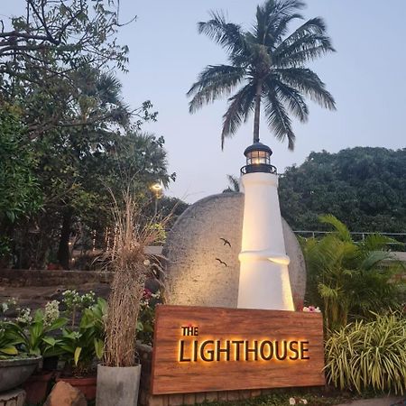 The Lighthouse - Formerly Known As Utan Sea Resort Тхане Екстер'єр фото